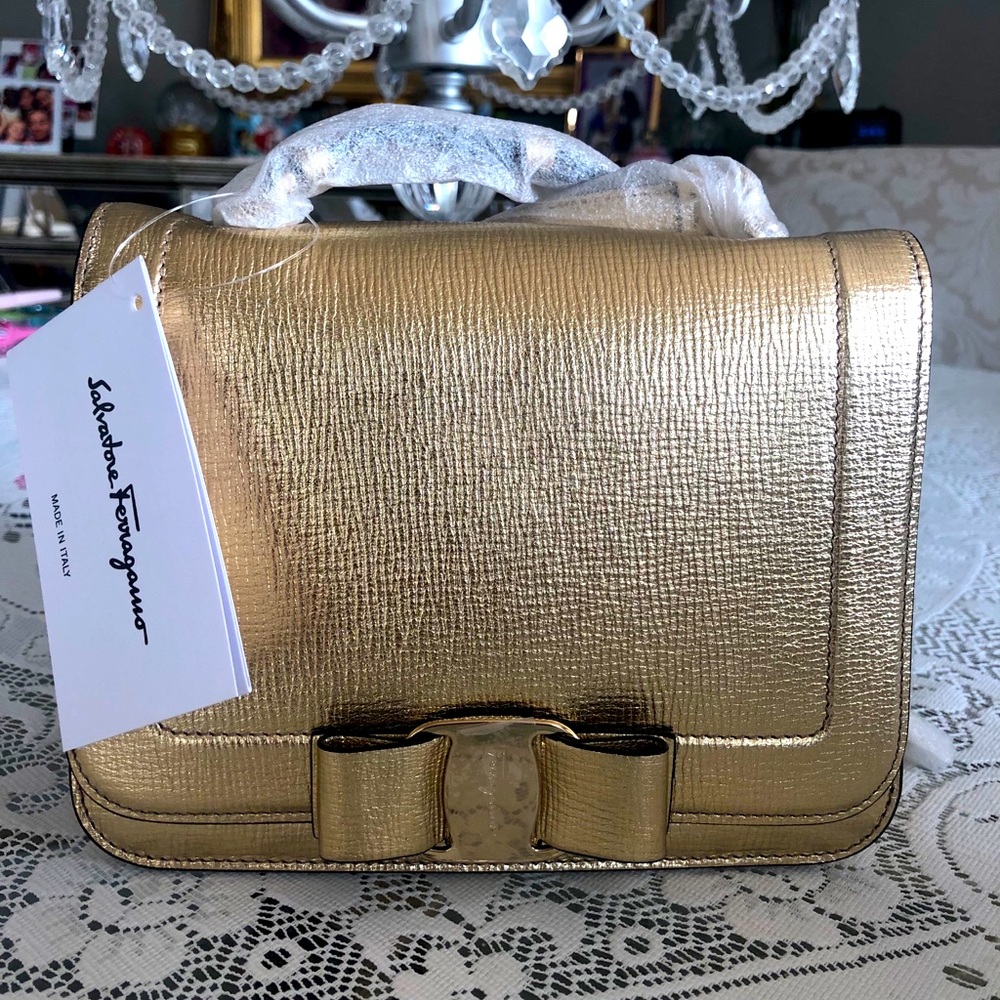 NWT Salvatore Ferragamo Vara Bow Mini Crossbody